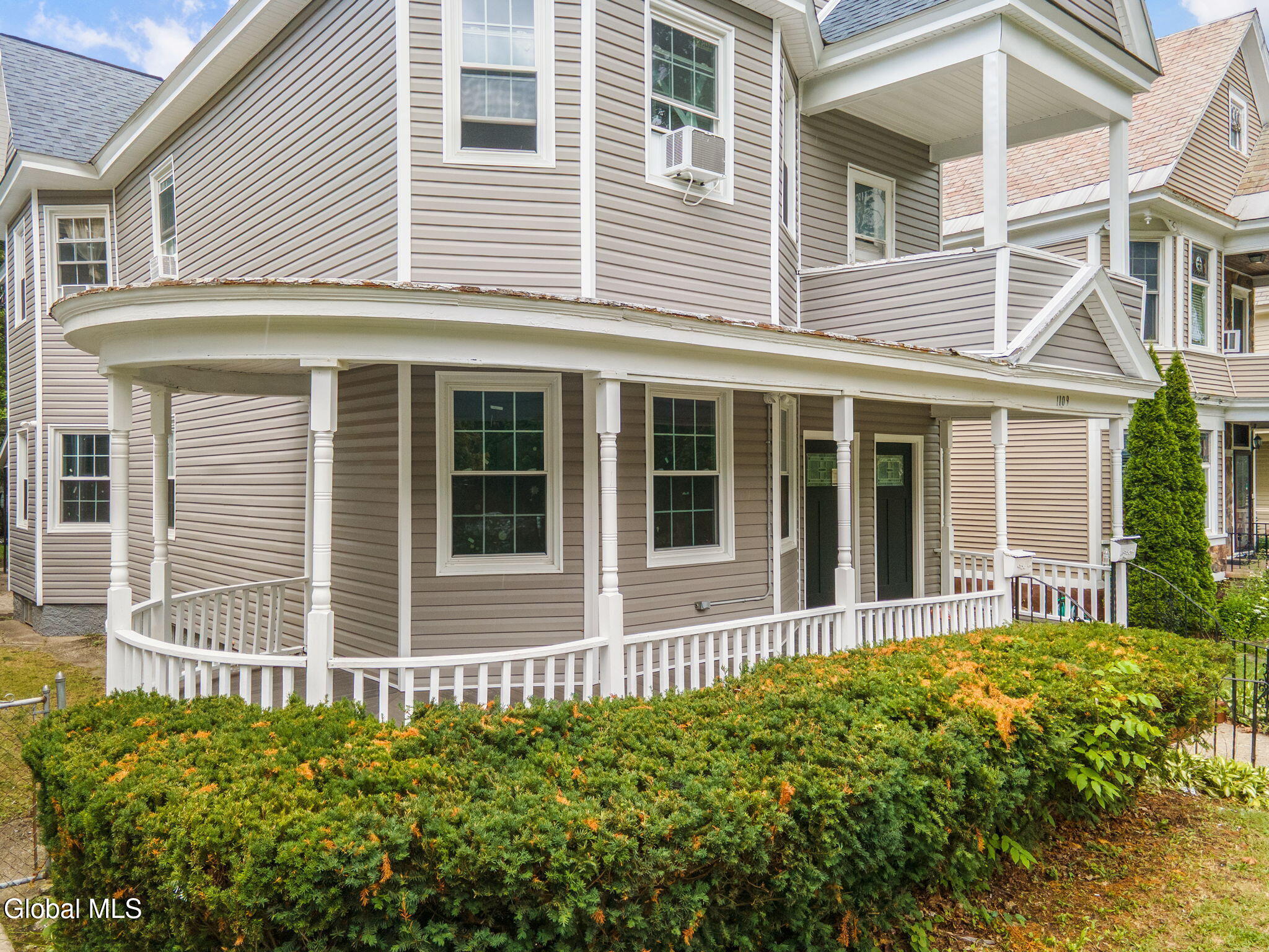 1109 Glenwood Boulevard Schenectady NY 12308