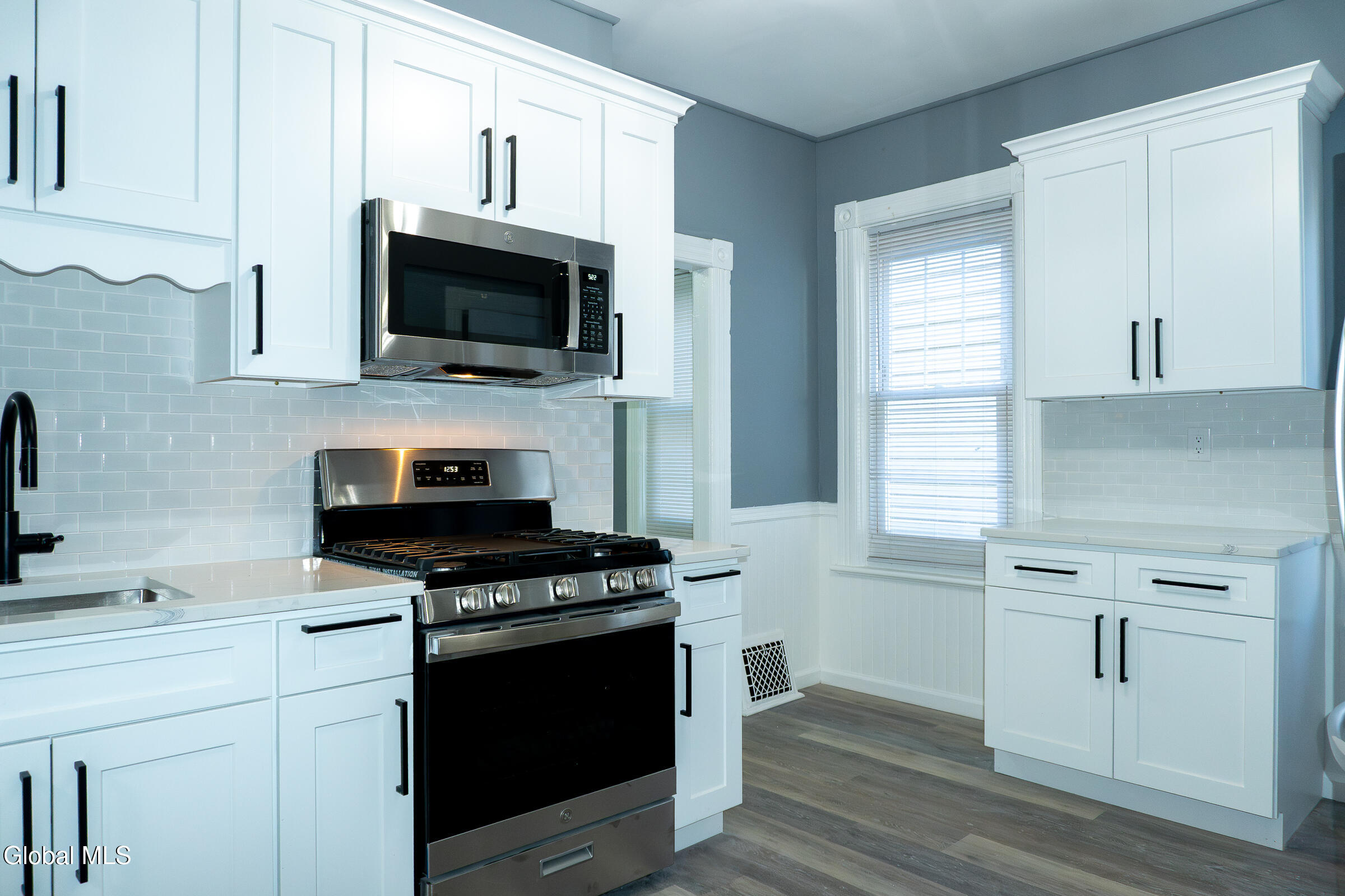 205 Victory Avenue Schenectady NY 12307