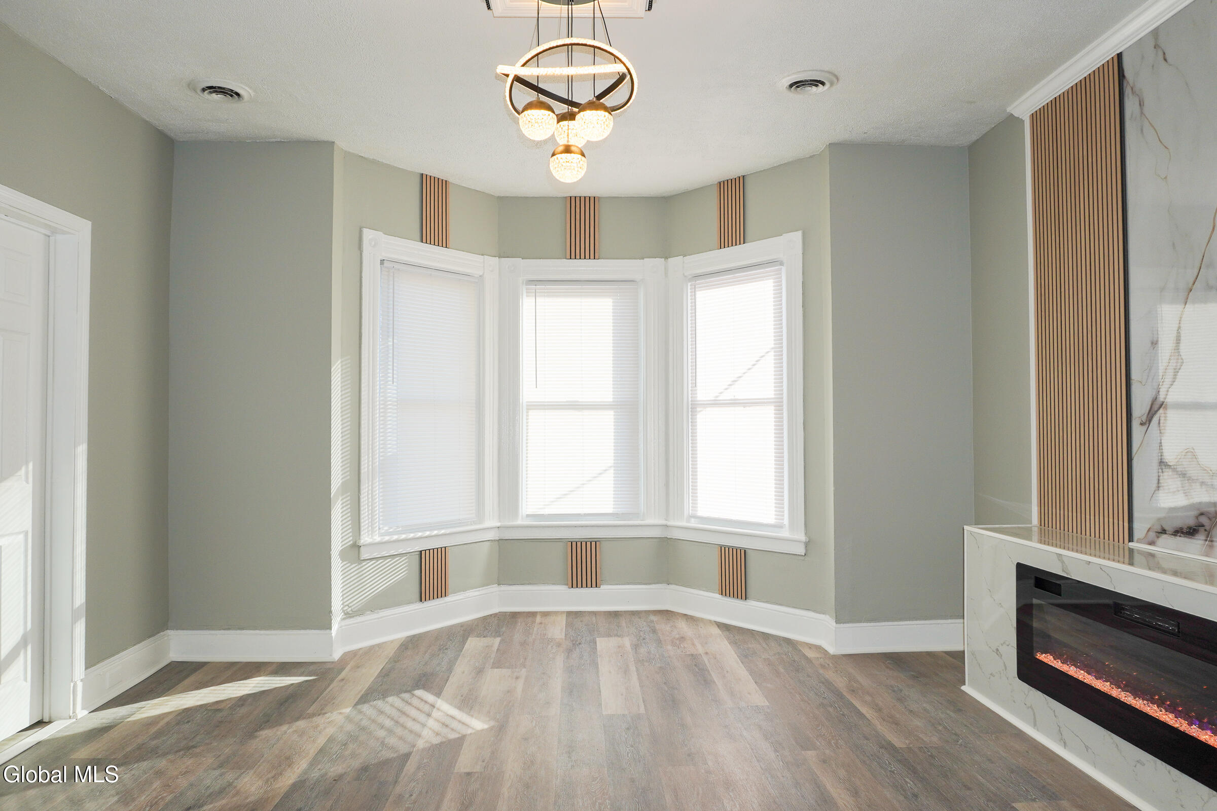 205 Victory Avenue Schenectady NY 12307