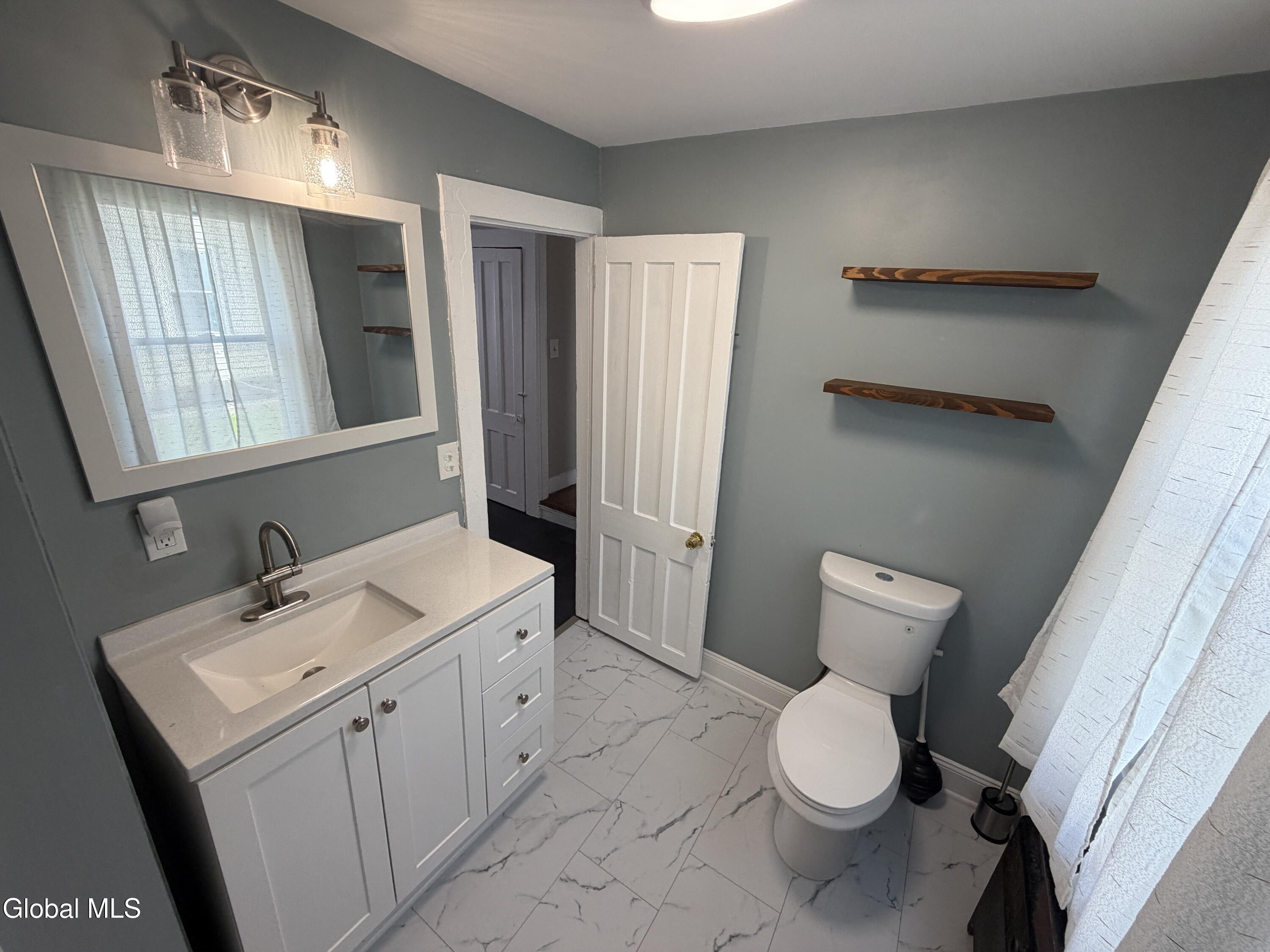 422 4th Avenue Troy NY 12182