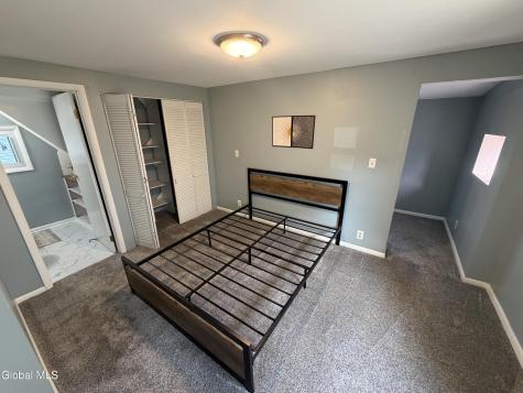 422 4th Avenue Troy NY 12182