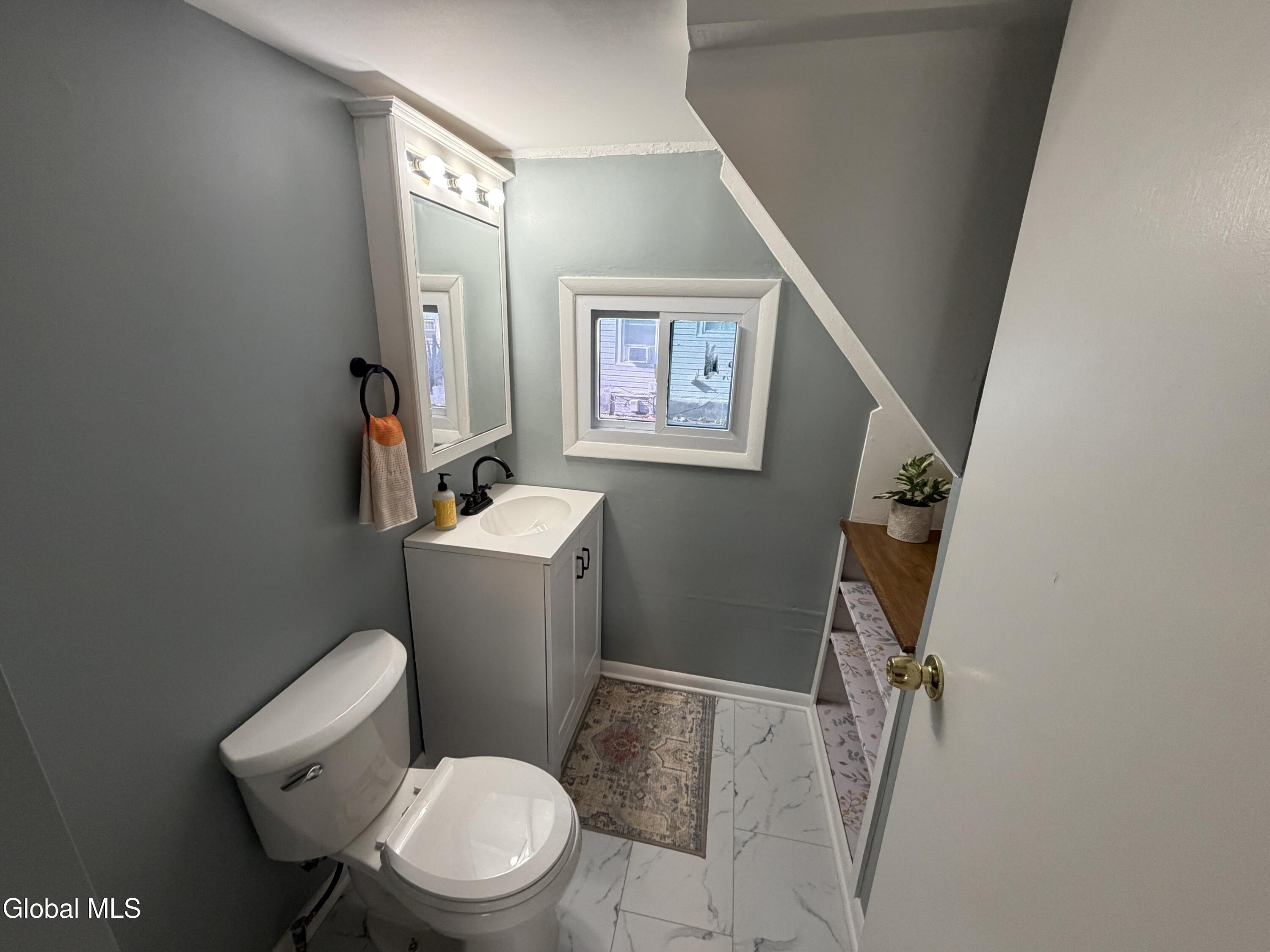 422 4th Avenue Troy NY 12182
