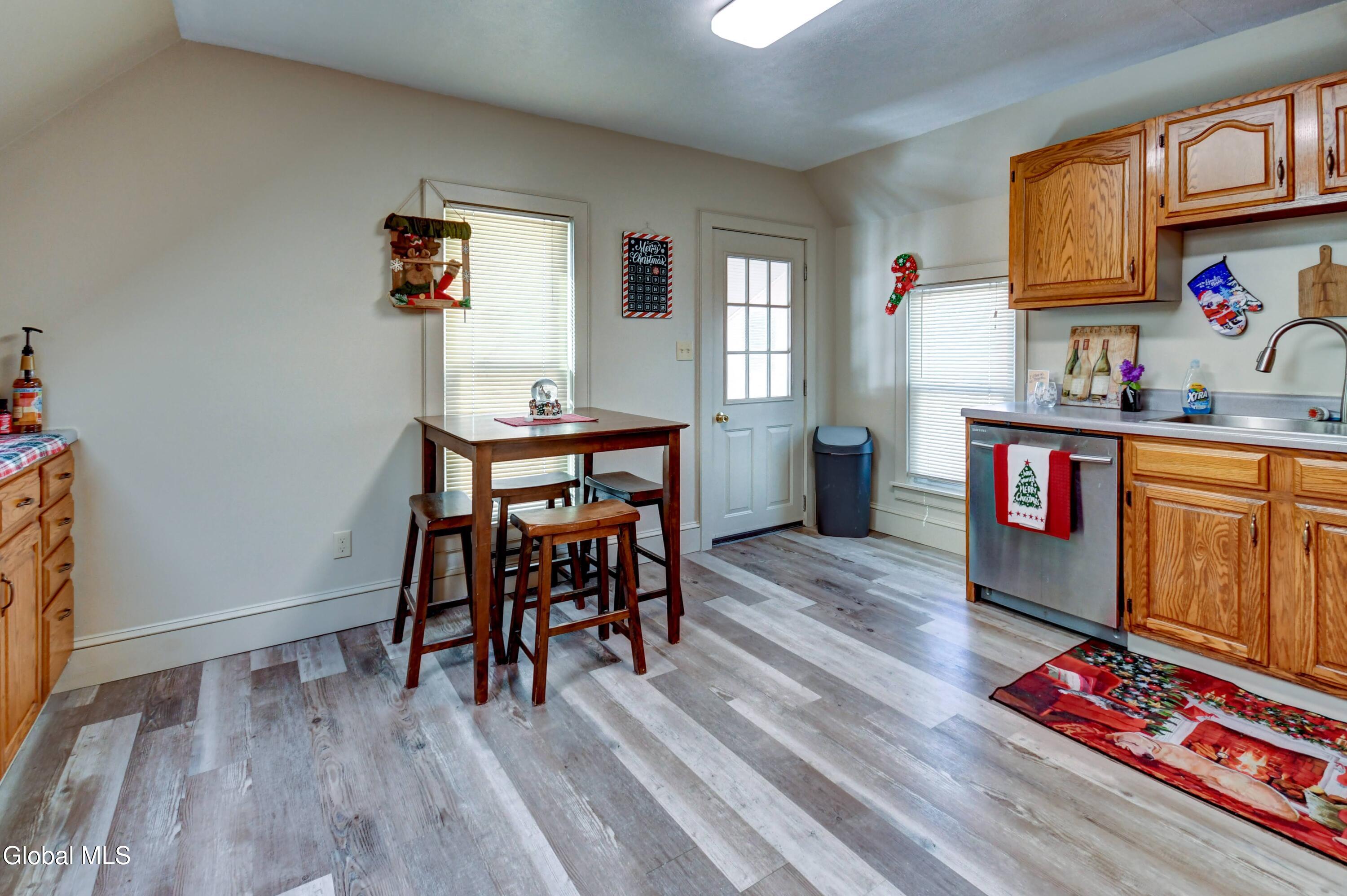 21 Willow Street Gloversville NY 12078