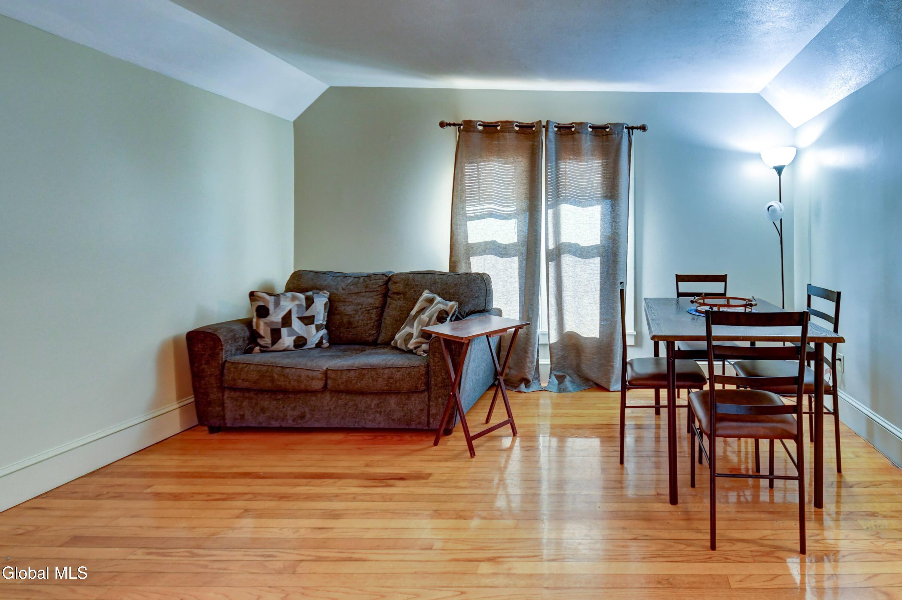 21 Willow Street Gloversville NY 12078
