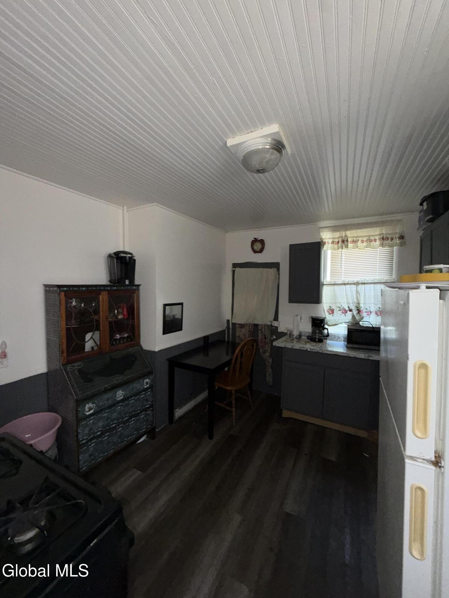 7 Winnie Avenue Troy NY 12180