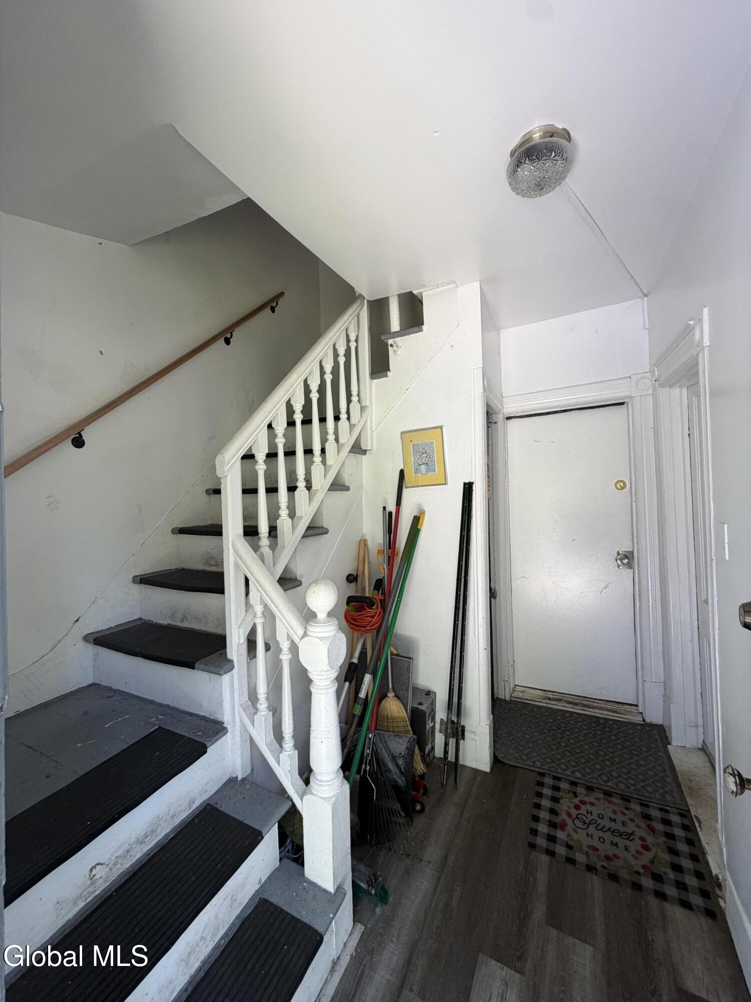 7 Winnie Avenue Troy NY 12180