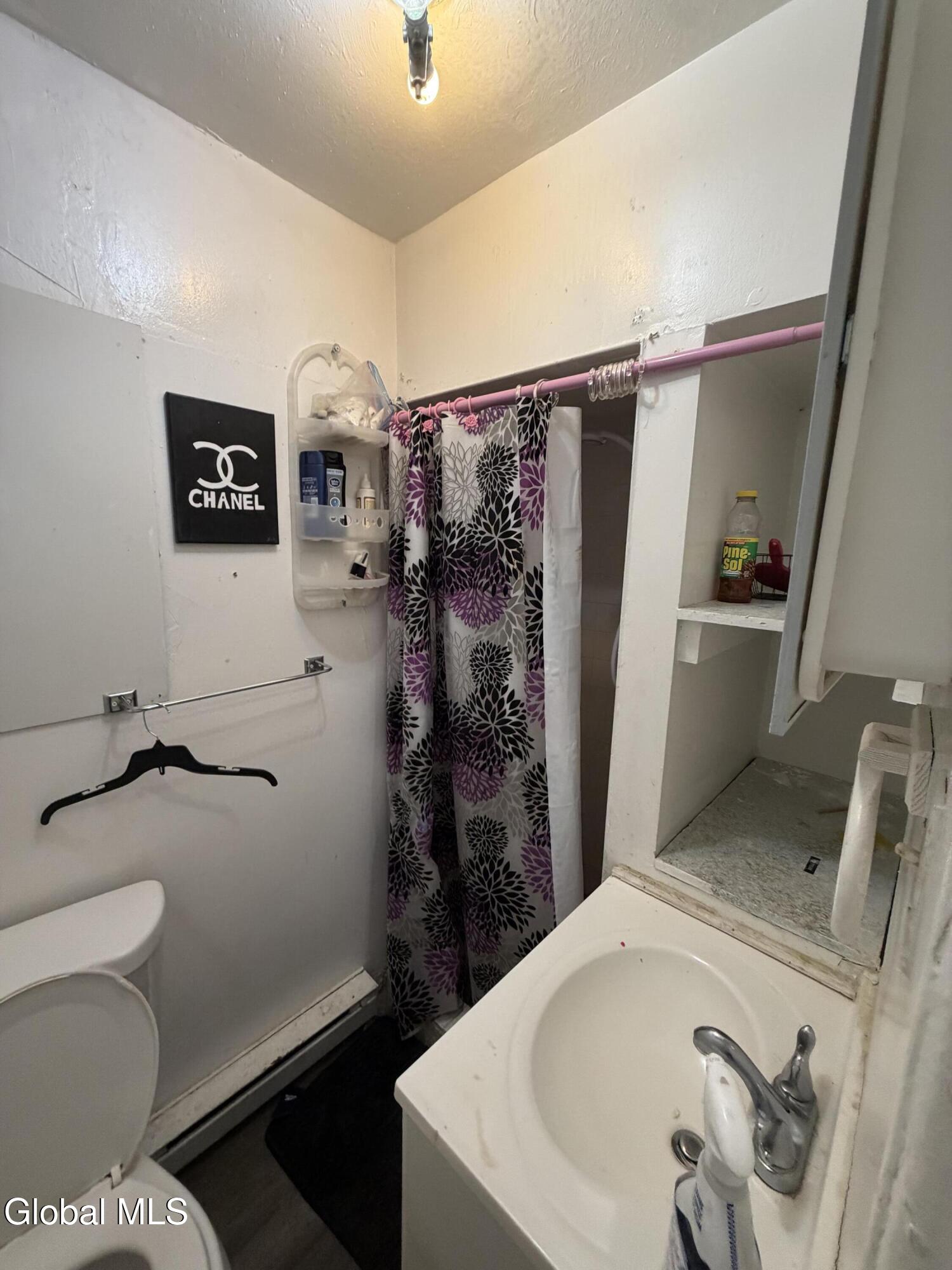 7 Winnie Avenue Troy NY 12180