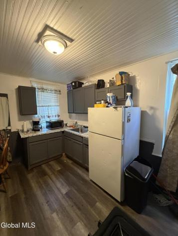 7 Winnie Avenue Troy NY 12180