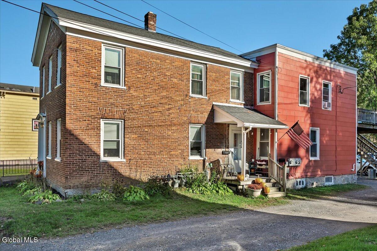 212 E Main Street Johnstown NY 12095
