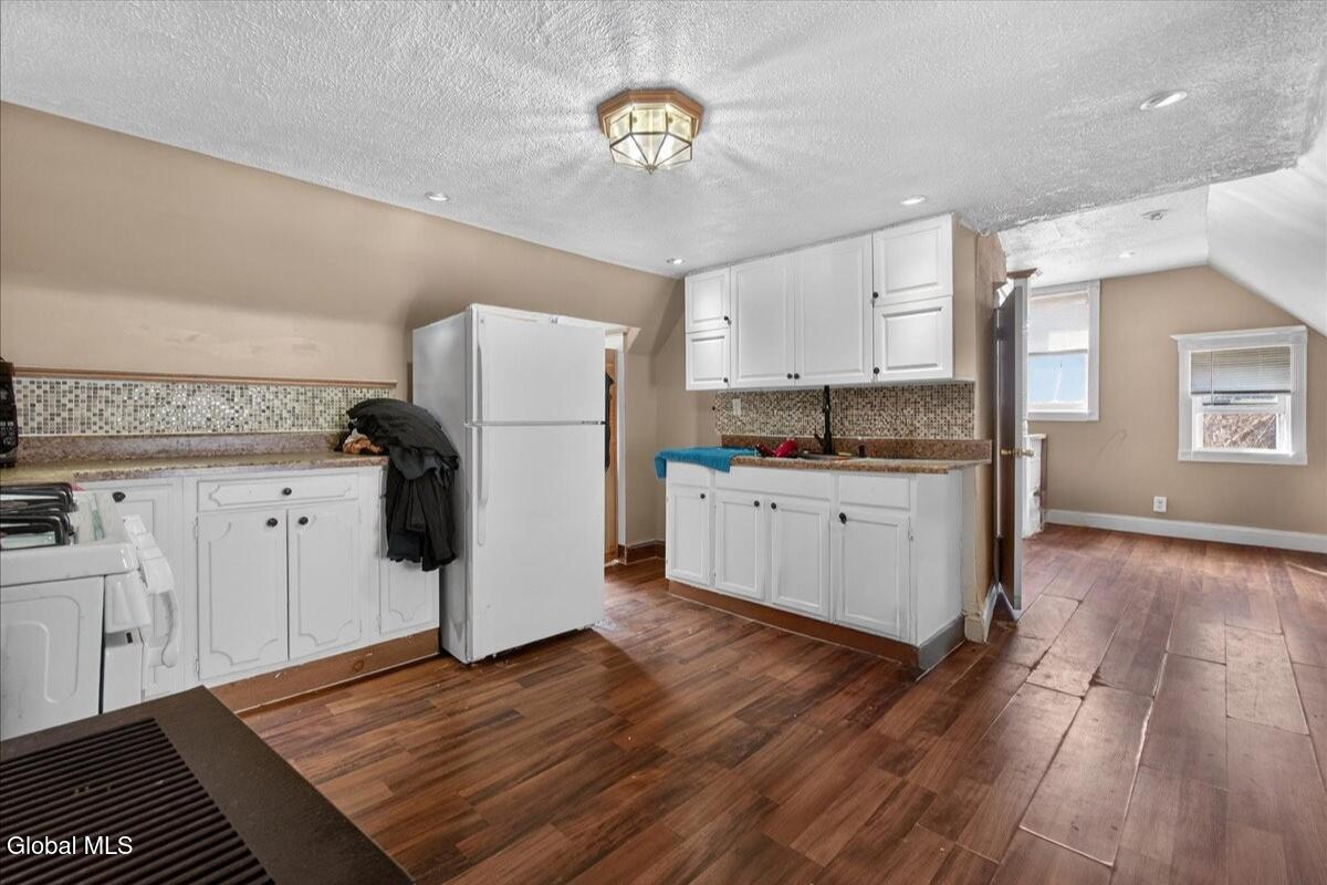 912-914 Cutler Street Schenectady NY 12303