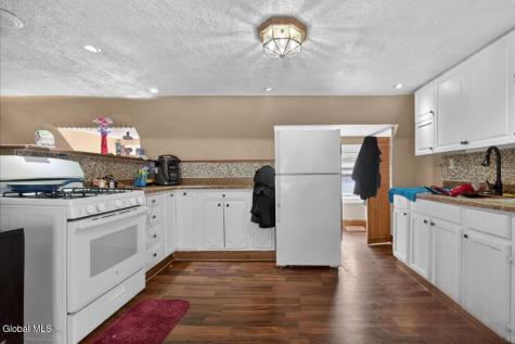 912-914 Cutler Street Schenectady NY 12303