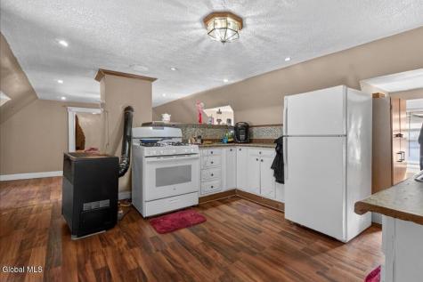 912-914 Cutler Street Schenectady NY 12303