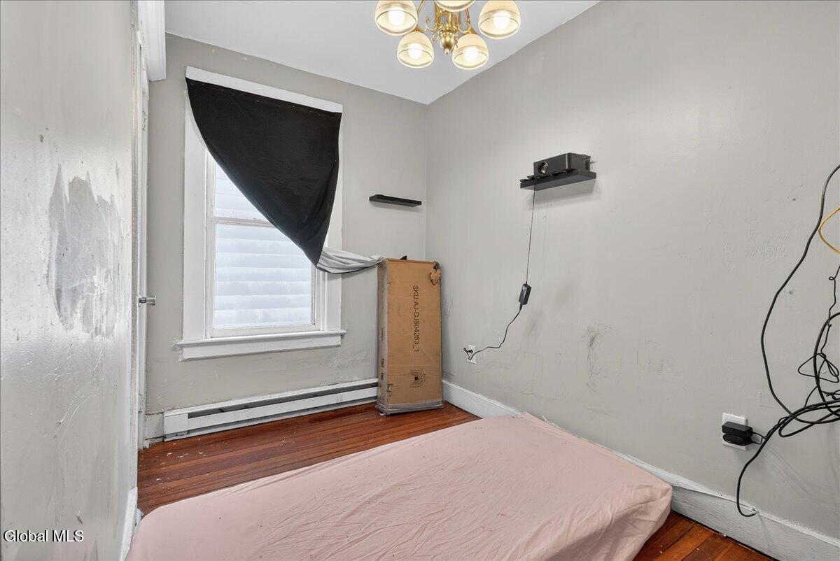 912-914 Cutler Street Schenectady NY 12303