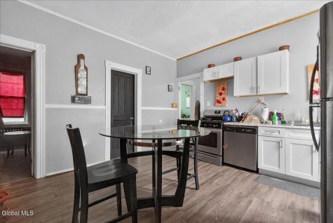 1503 Rugby Road Schenectady NY 12308