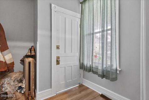1503 Rugby Road Schenectady NY 12308
