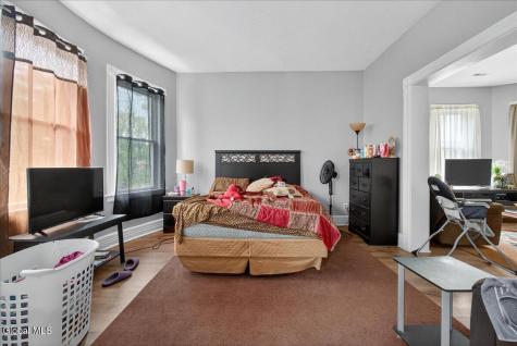 1503 Rugby Road Schenectady NY 12308