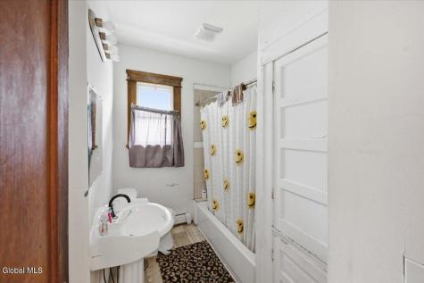339 Delaware Avenue Albany NY 12209
