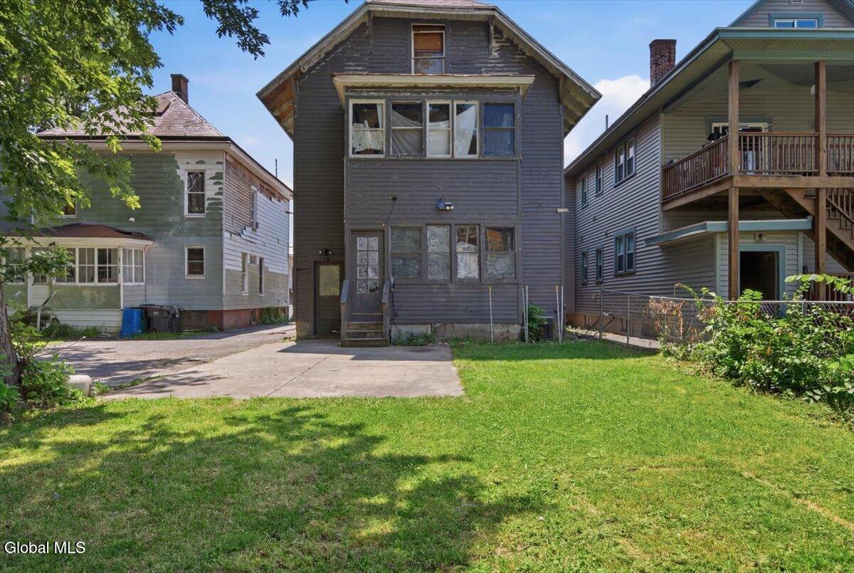 339 Delaware Avenue Albany NY 12209