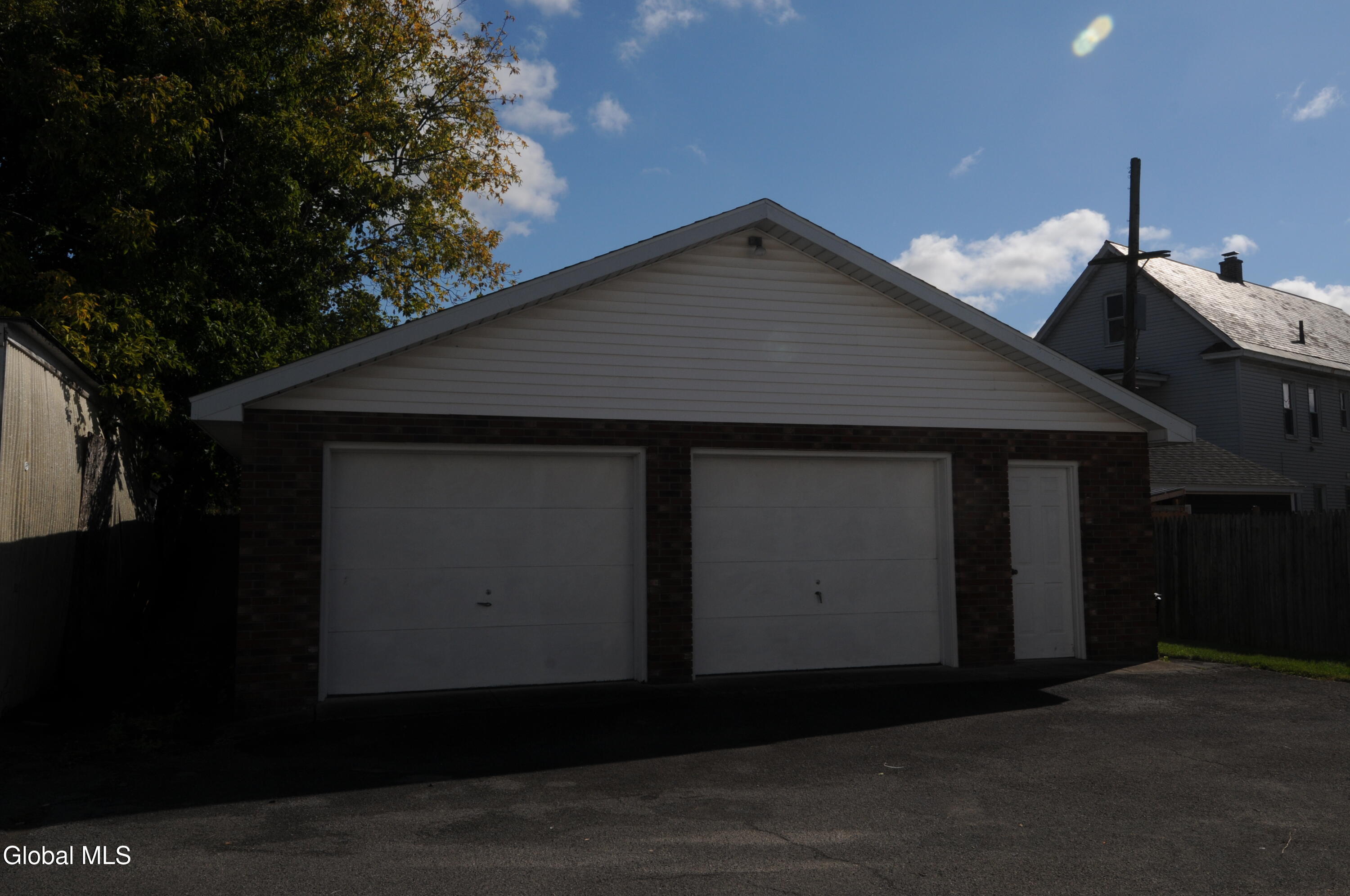 1114 Mcclellan Street Schenectady NY 12309