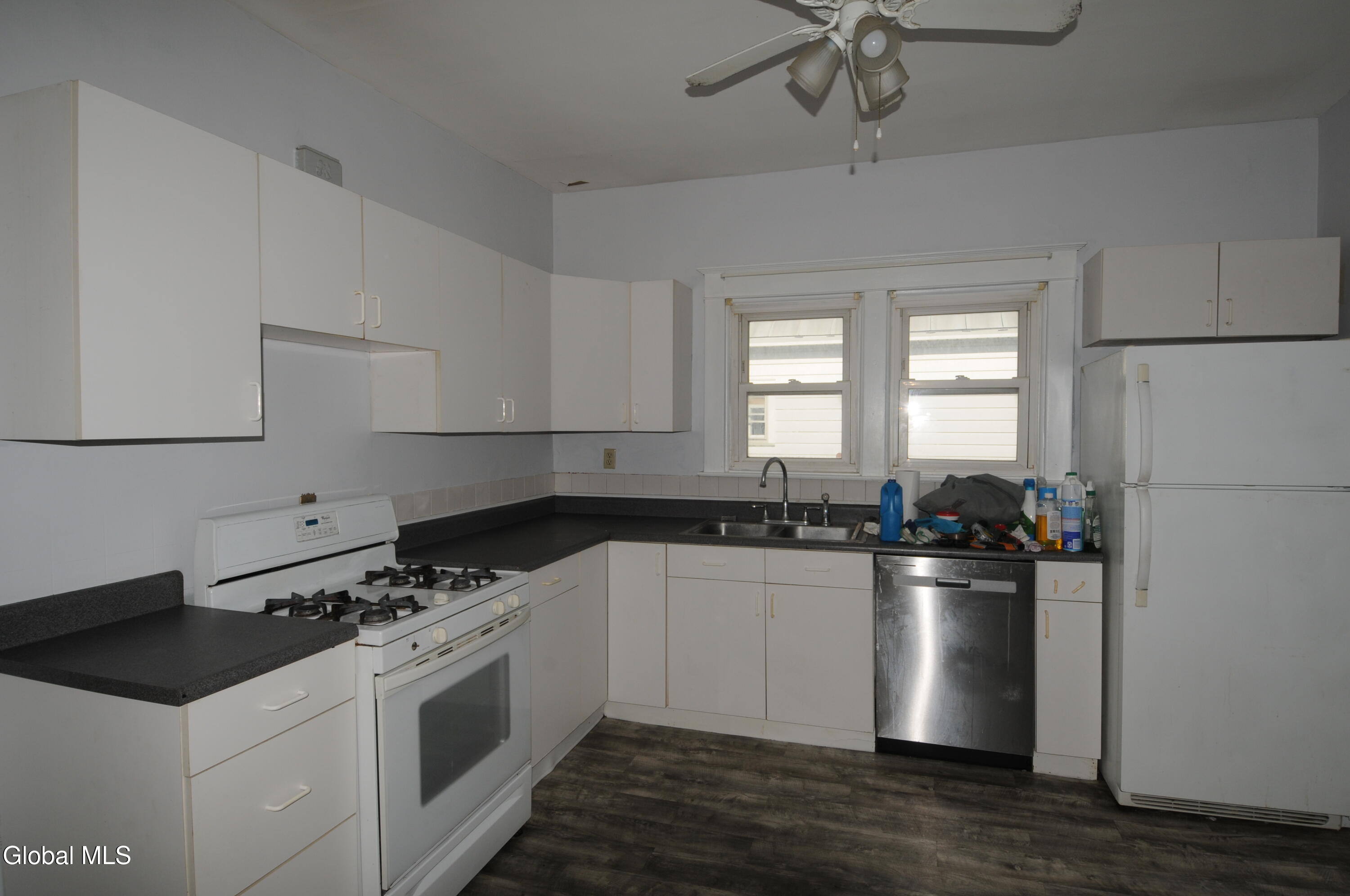 1114 Mcclellan Street Schenectady NY 12309