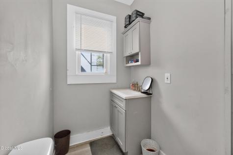 677 Washington Avenue Albany NY 12206