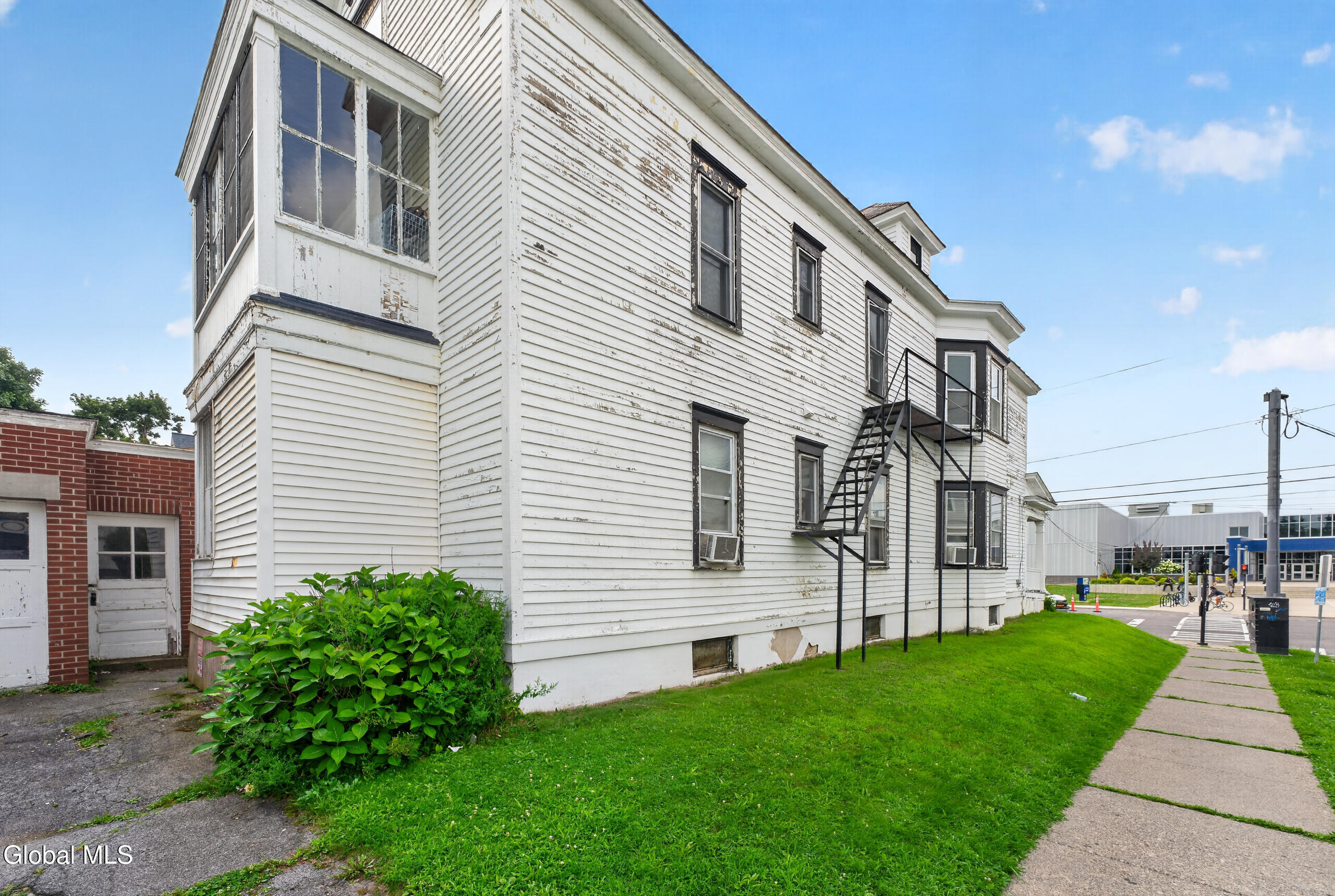 677 Washington Avenue Albany NY 12206