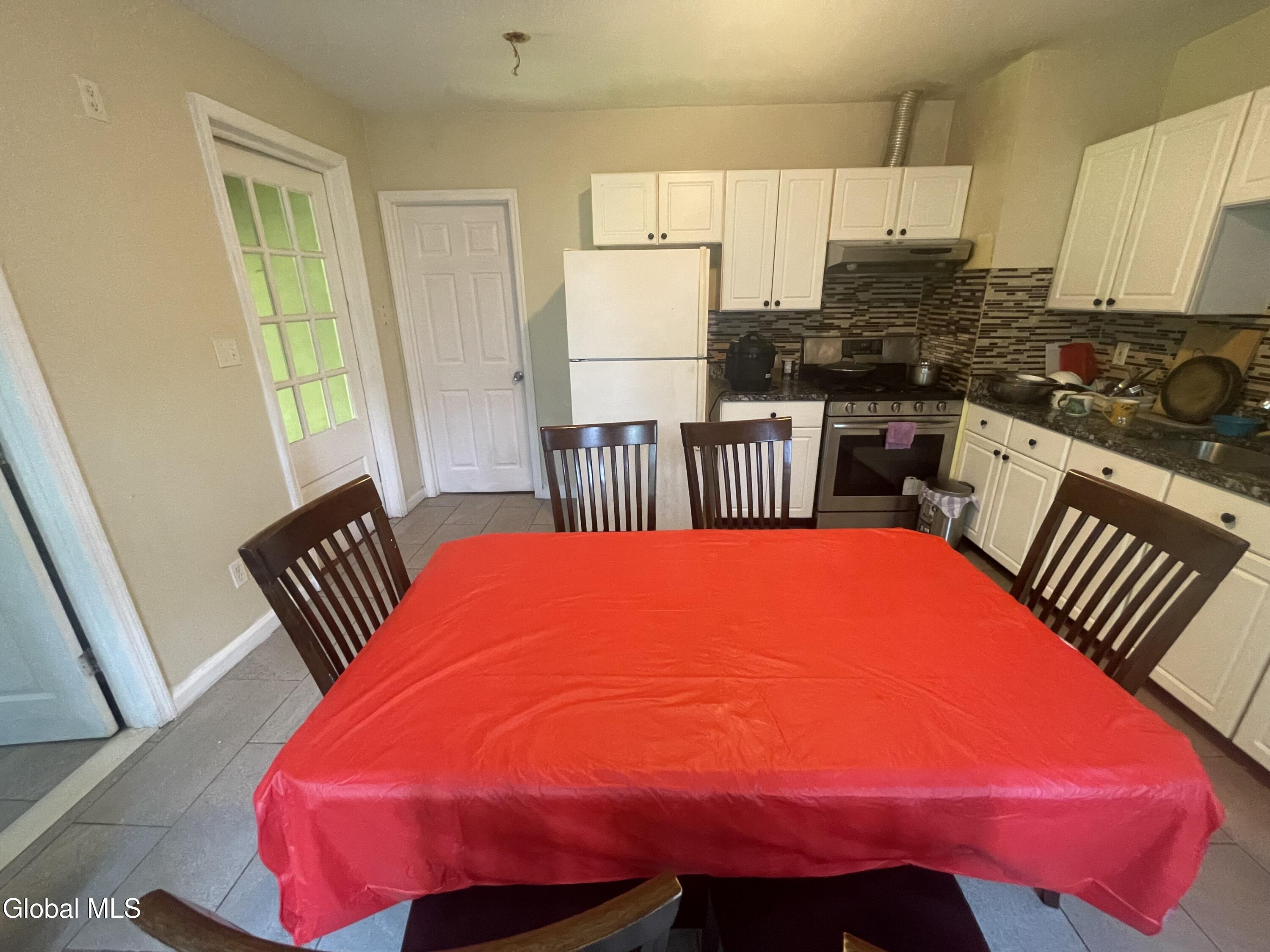 11 Sunnyside Avenue Albany NY 12205