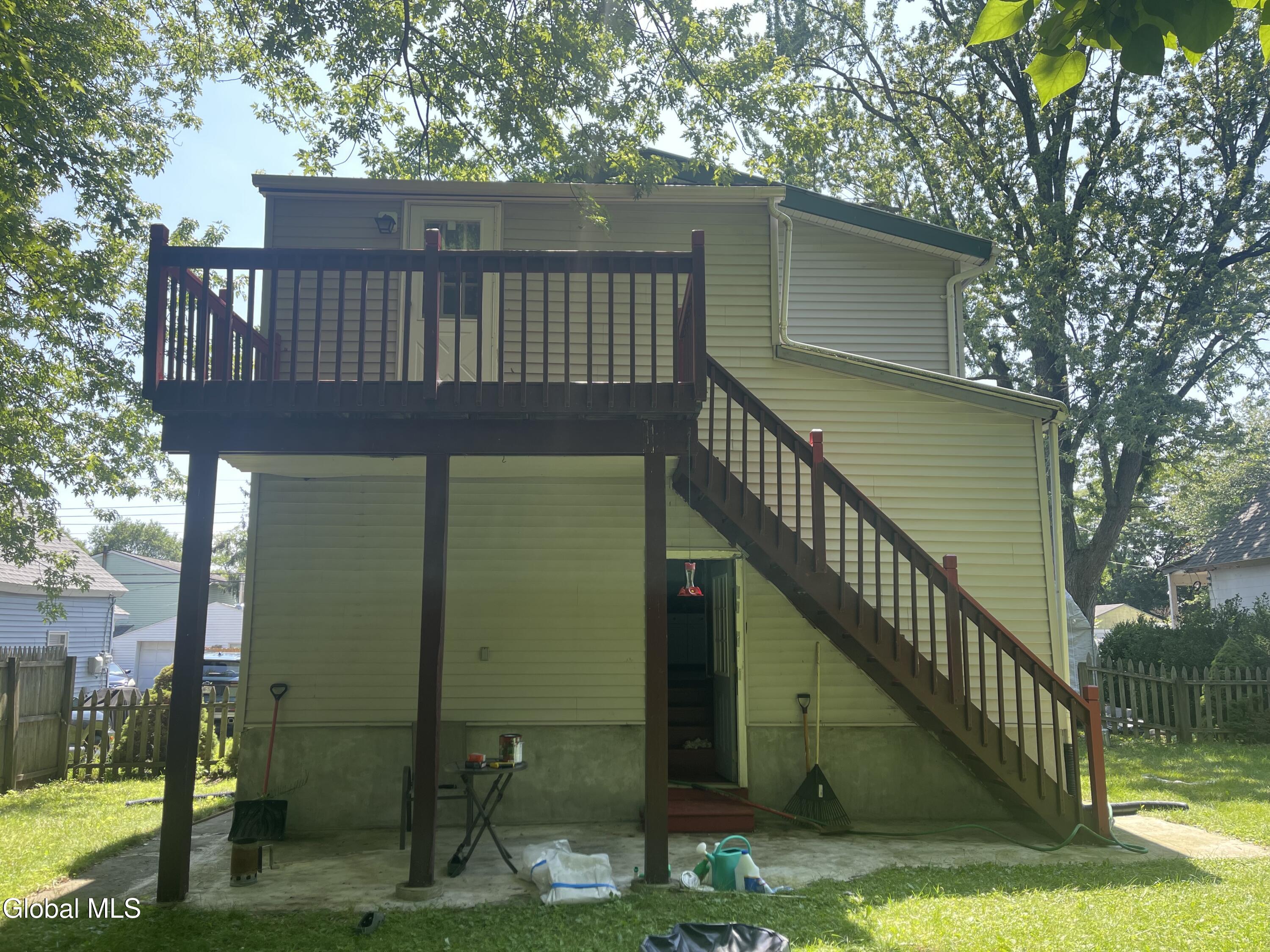 11 Sunnyside Avenue Albany NY 12205