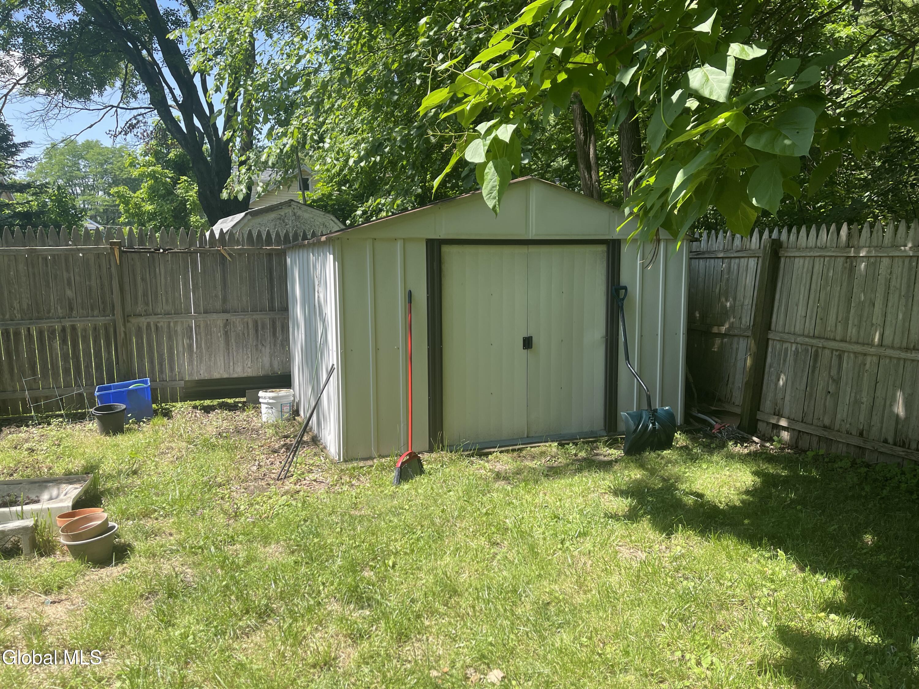11 Sunnyside Avenue Albany NY 12205