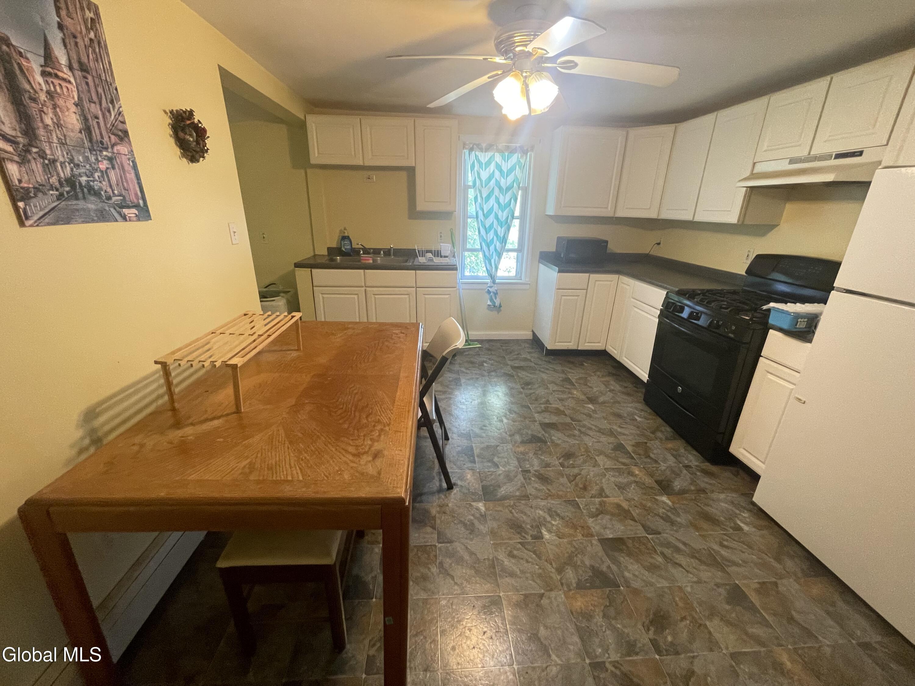 11 Sunnyside Avenue Albany NY 12205