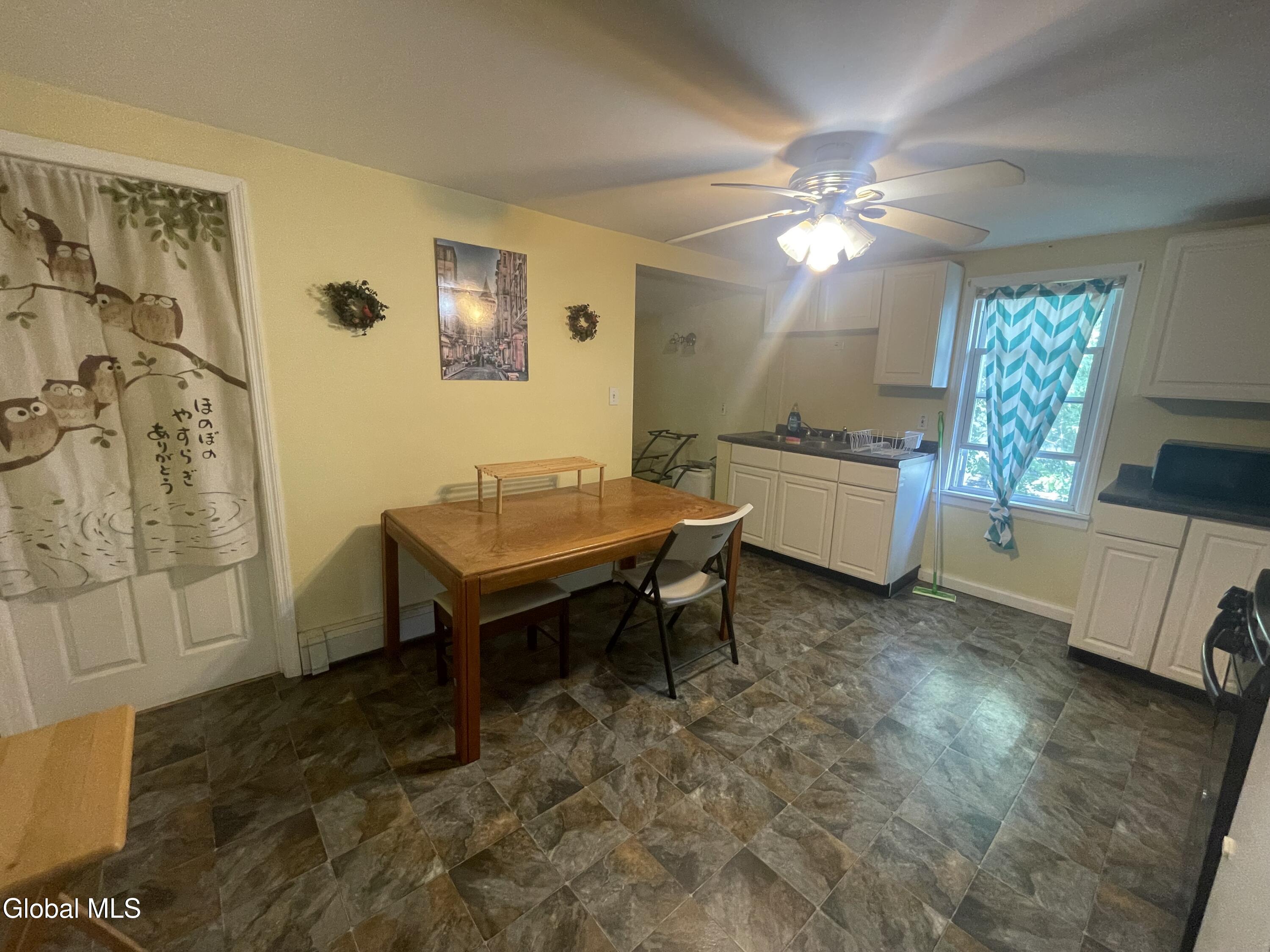 11 Sunnyside Avenue Albany NY 12205