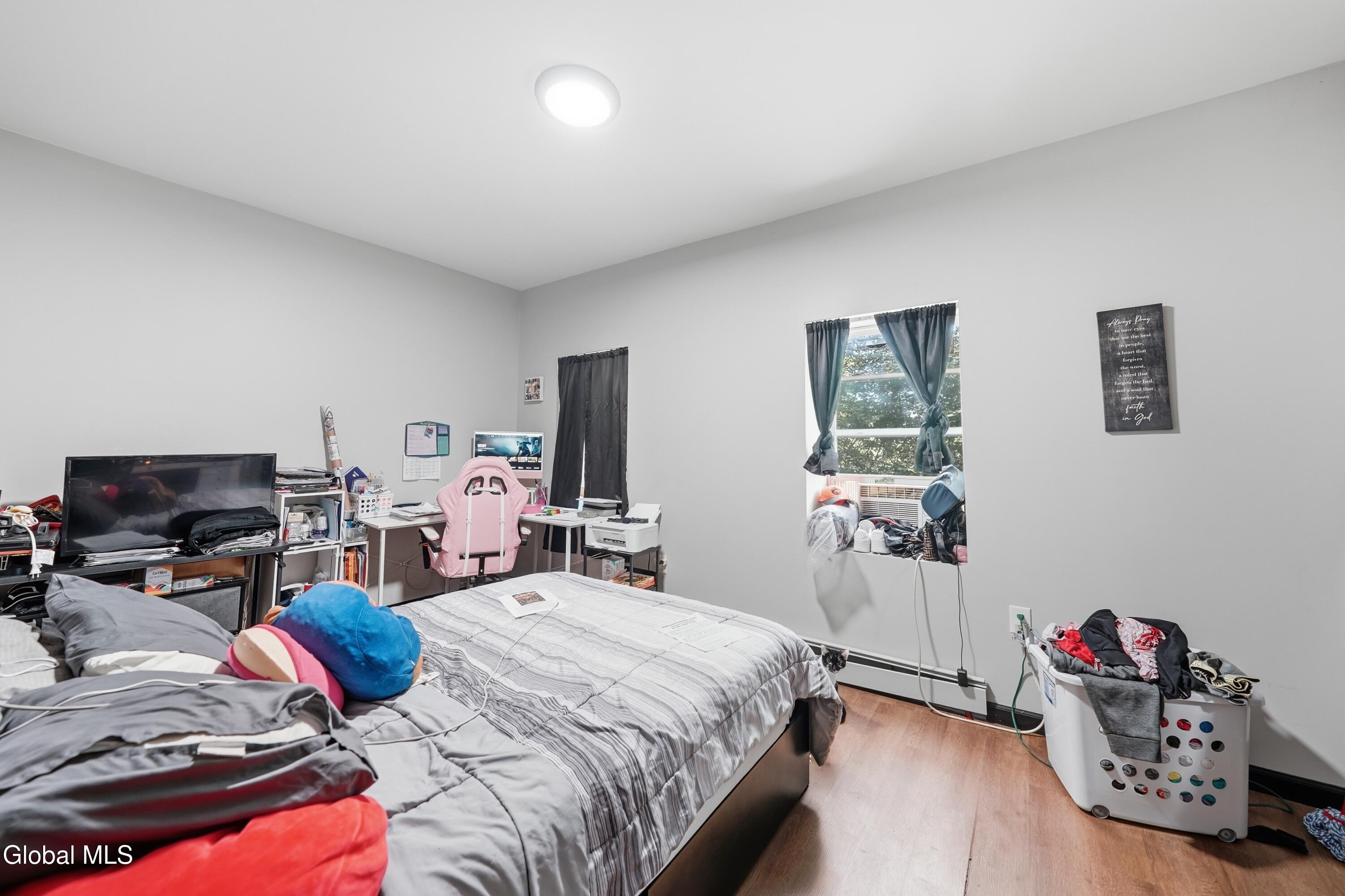 326 9th Street Troy NY 12180
