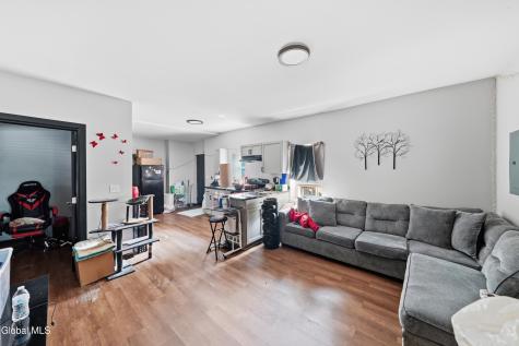 326 9th Street Troy NY 12180