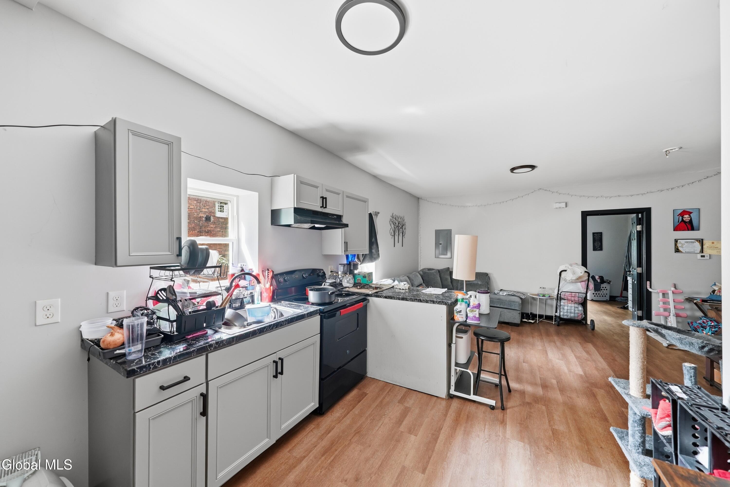 326 9th Street Troy NY 12180