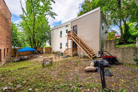 326 9th Street Troy NY 12180