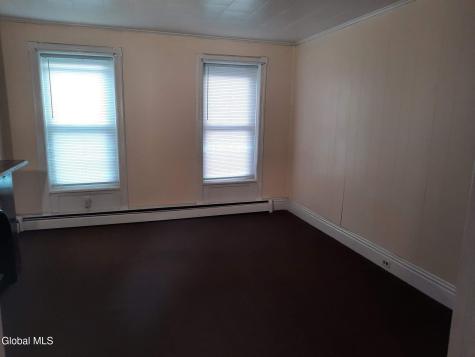 1622 4th Avenue Watervliet NY 12189