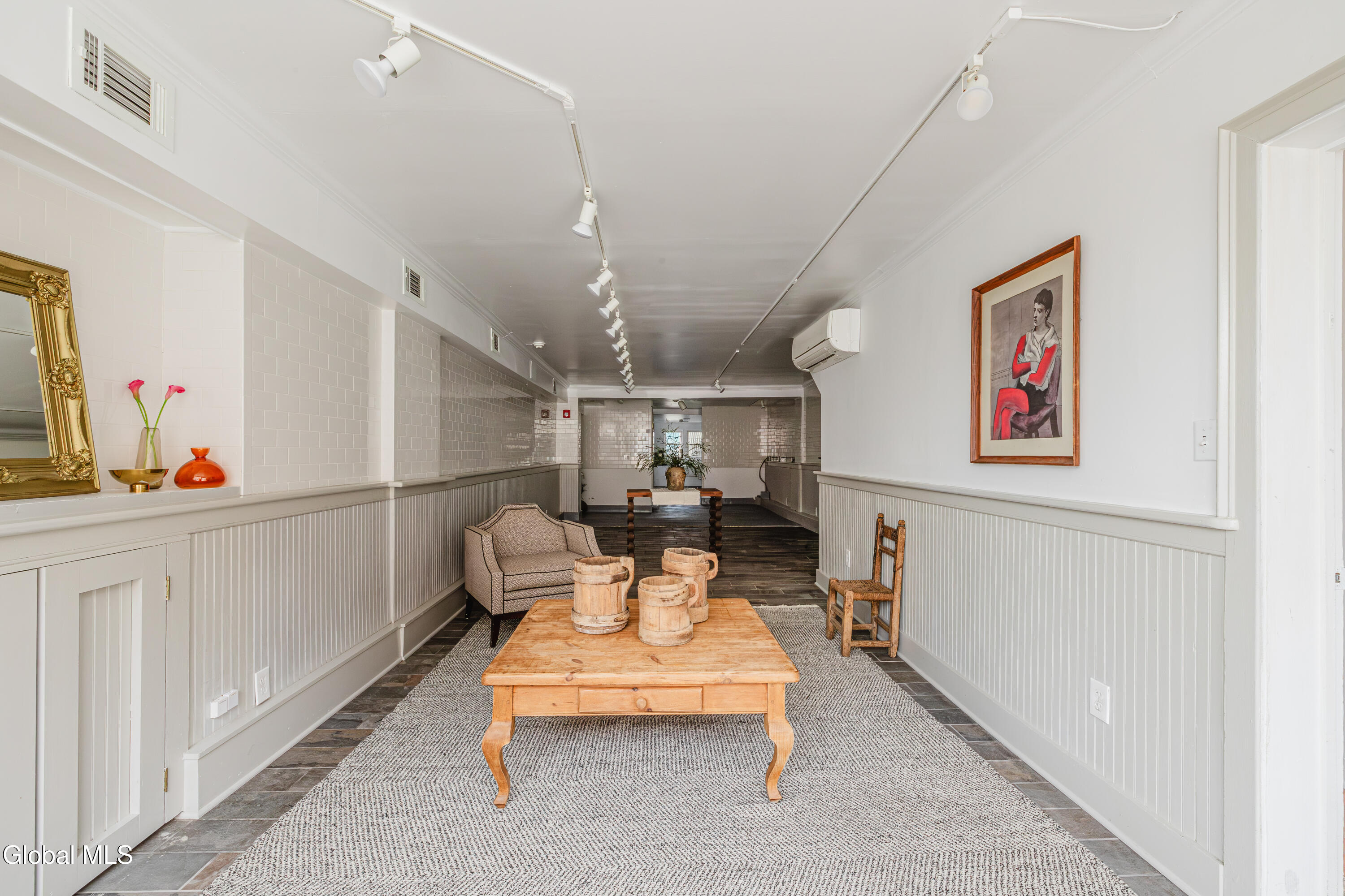 323 Warren Street Hudson NY 12534