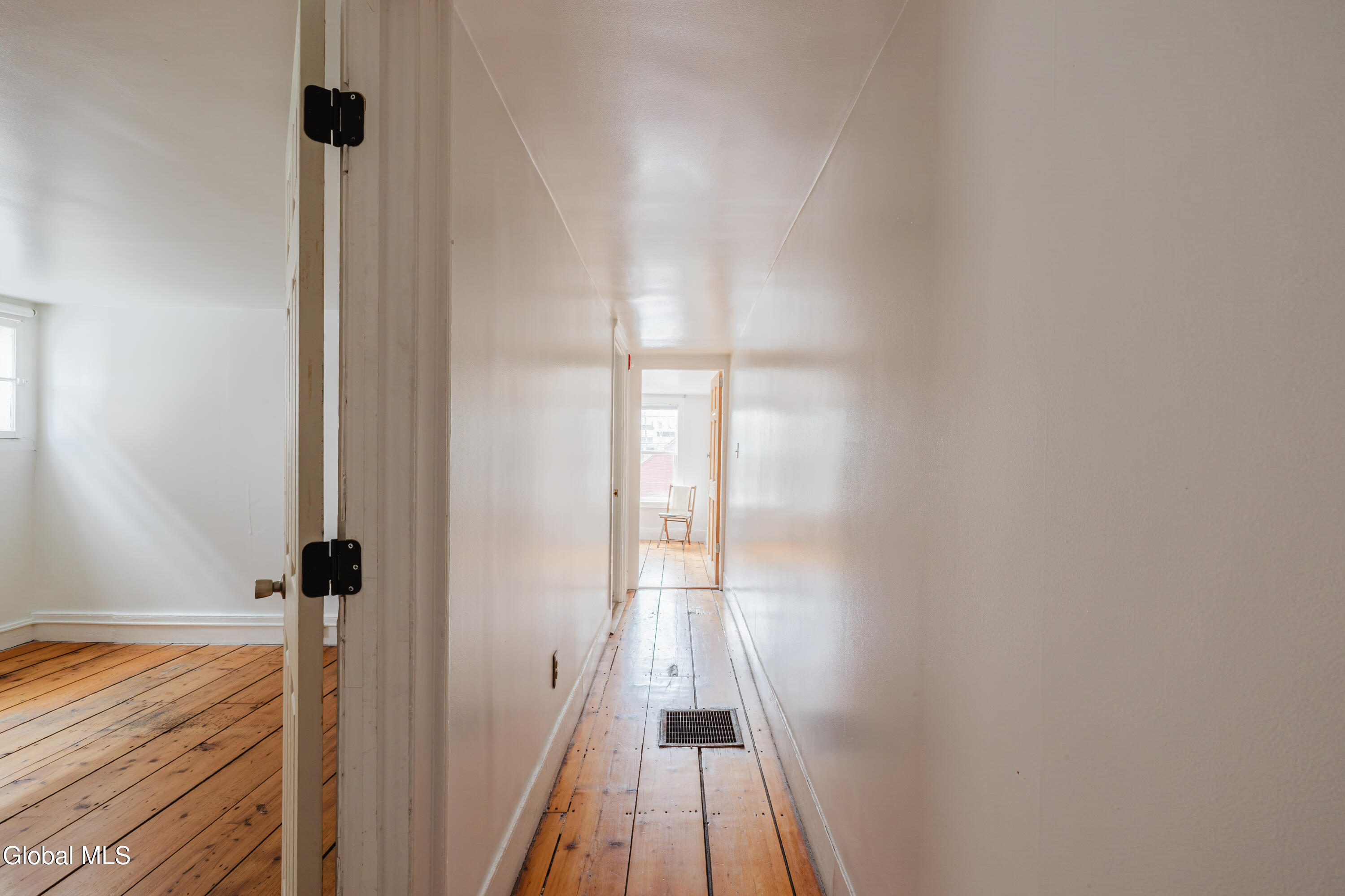 323 Warren Street Hudson NY 12534