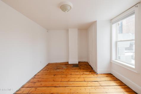 323 Warren Street Hudson NY 12534