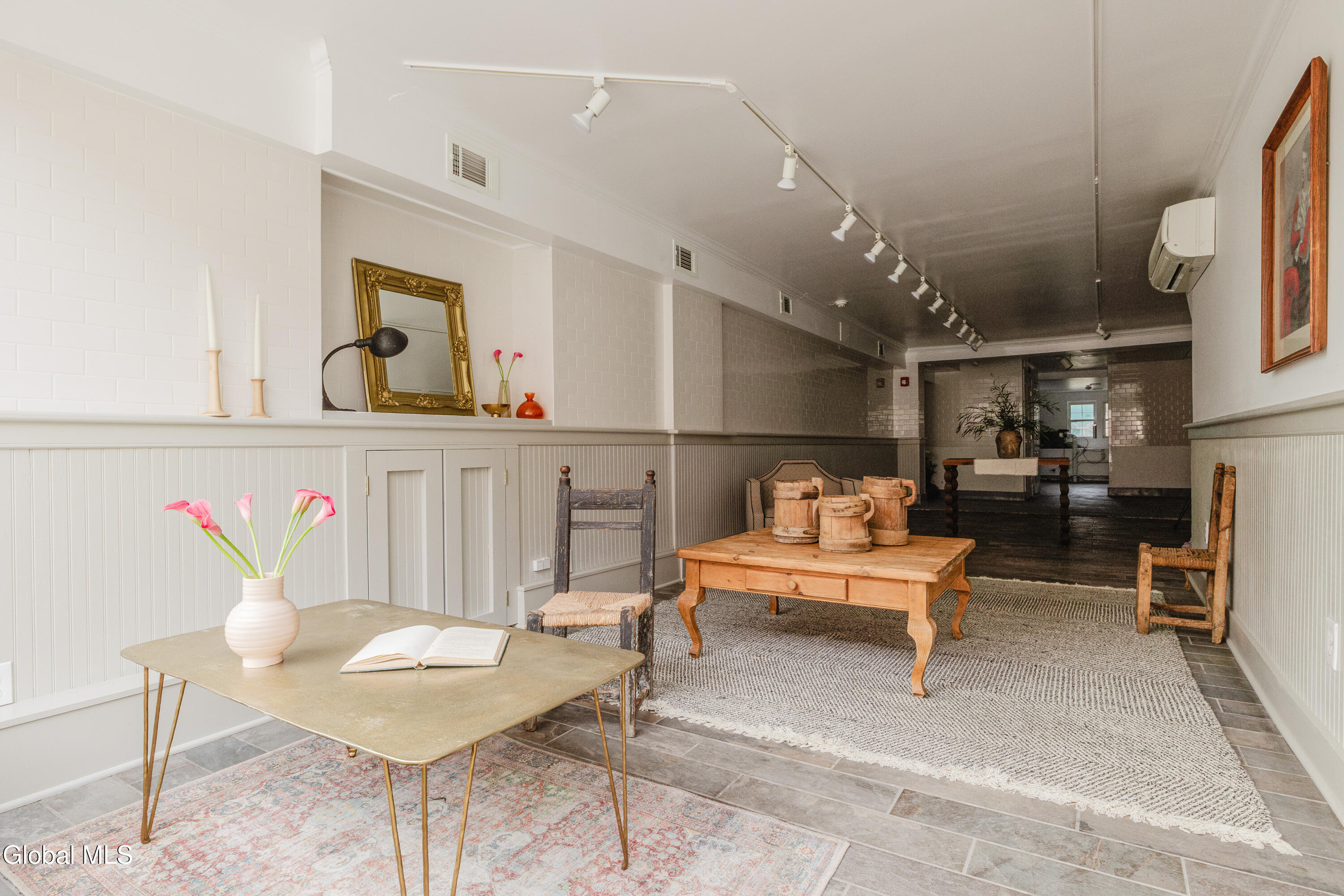 323 Warren Street Hudson NY 12534
