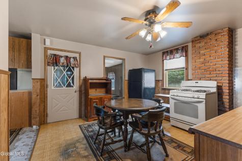 29 Washington Avenue Waterford NY 12188