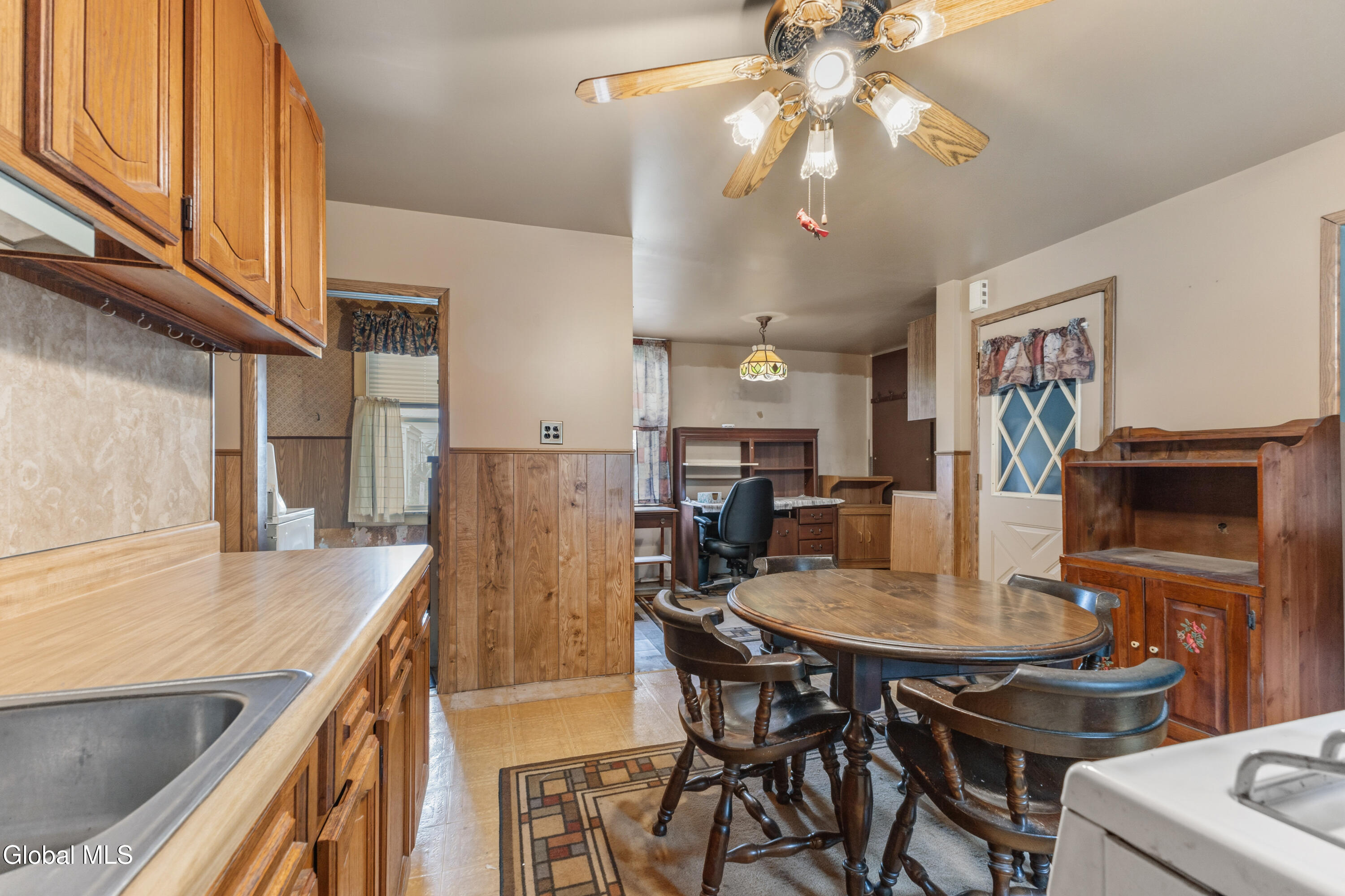 29 Washington Avenue Waterford NY 12188