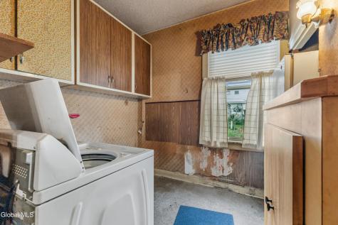 29 Washington Avenue Waterford NY 12188