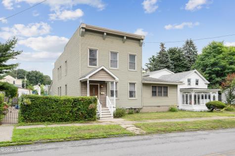29 Washington Avenue Waterford NY 12188