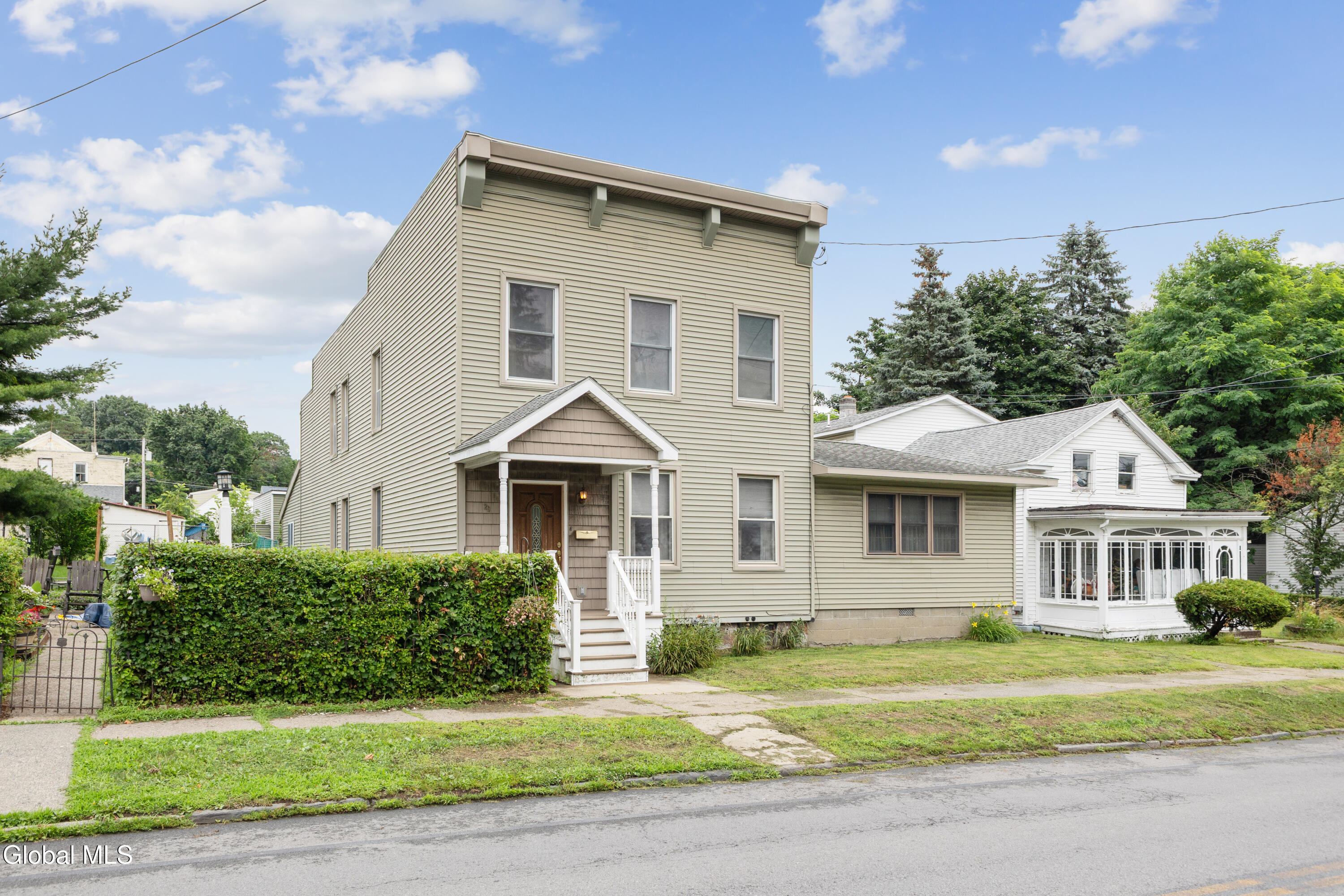 29 Washington Avenue Waterford NY 12188