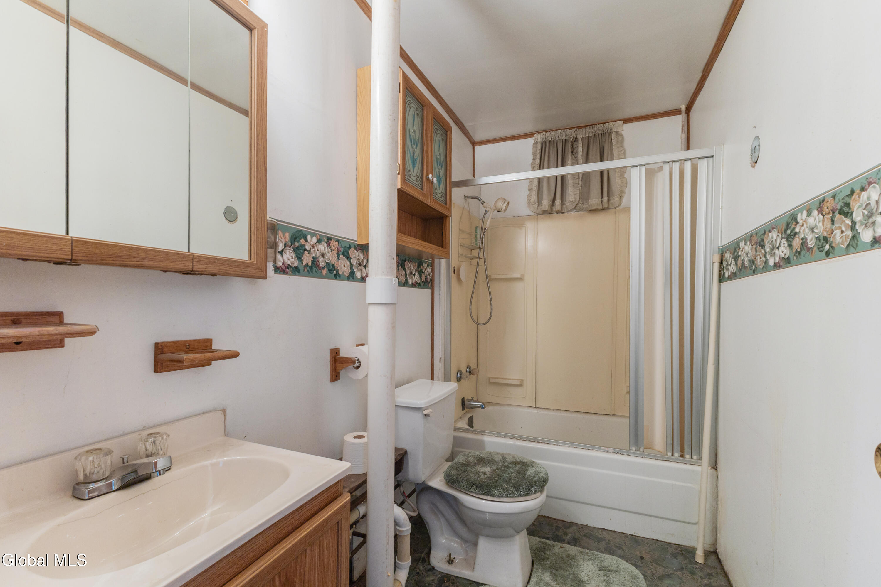 29 Washington Avenue Waterford NY 12188