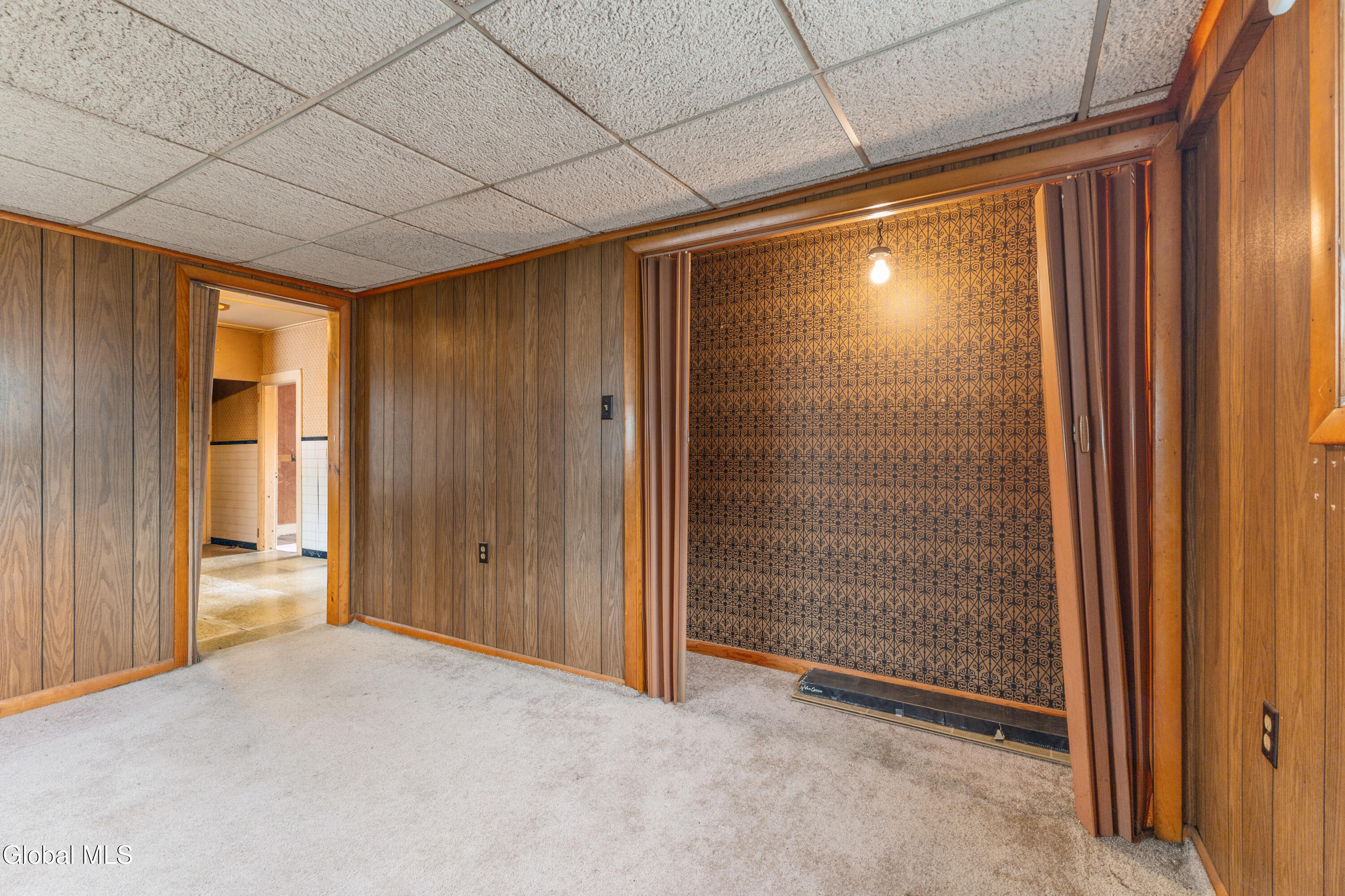29 Washington Avenue Waterford NY 12188