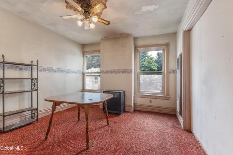 29 Washington Avenue Waterford NY 12188