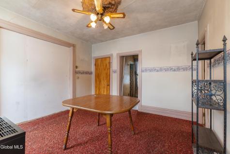29 Washington Avenue Waterford NY 12188