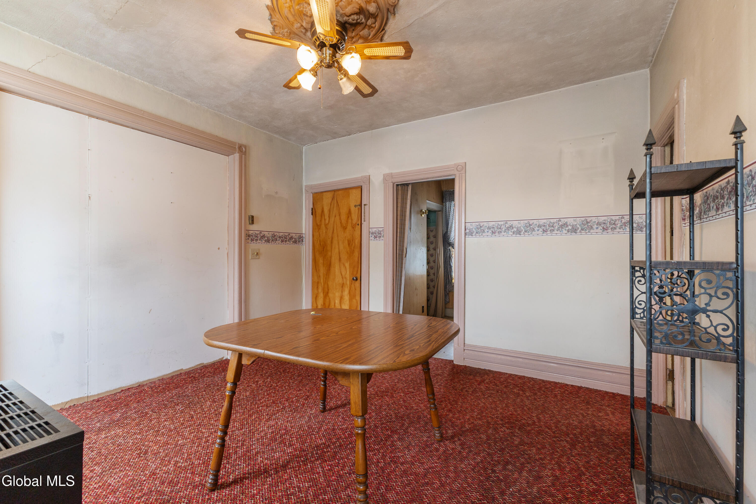 29 Washington Avenue Waterford NY 12188